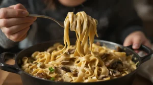 Ces pâtes crémeuses aux champignons cuisent toutes seules et font oublier mes repas de flemme